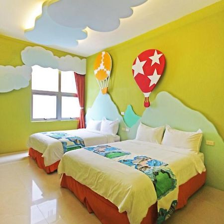 Taitung Fun Trip - Little Castle & Oscar B&B מראה חיצוני תמונה
