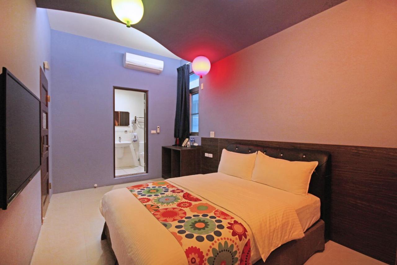 Taitung Fun Trip - Little Castle & Oscar B&B מראה חיצוני תמונה